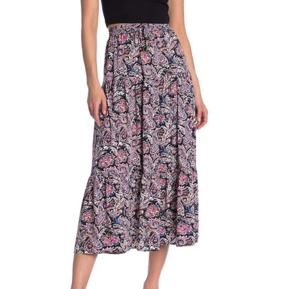 Beautiful Nordstrom Rack Floral Maxi Skirt NWT